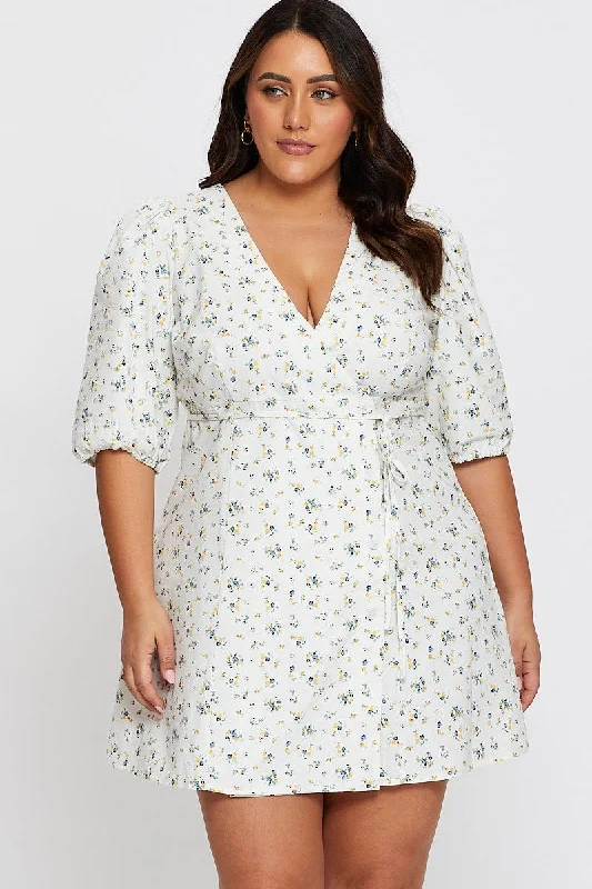 Ditsy Print Skater Dress V-neck Short Sleeve